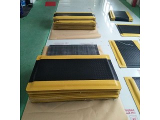 機械工位綠色防疲勞腳墊,防靜電抗疲勞地墊工廠,龍之凈環保膠墊