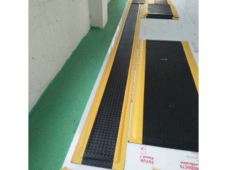 經濟型防疲勞地墊,緩解疲勞腳墊,工業環保防靜電桌墊廠家