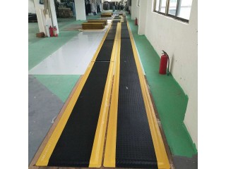 防靜電黑色黃邊抗疲勞墊,龍之凈抗疲勞地墊,機(jī)械工位疲勞腳墊
